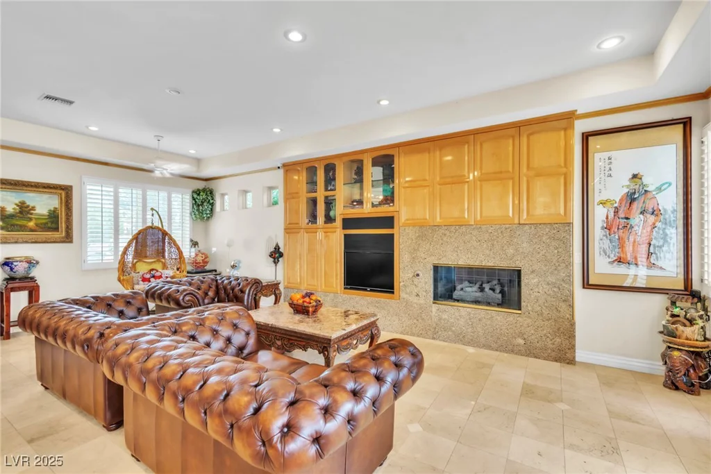 23 Cascade Creek, Las Vegas, NV 89113