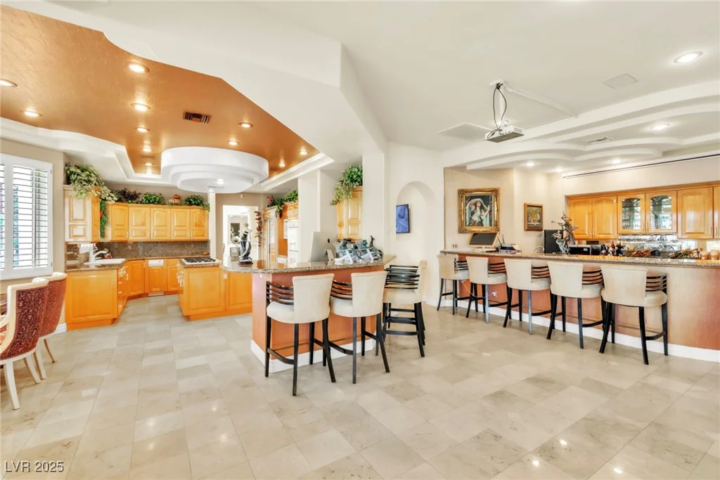 23 Cascade Creek, Las Vegas, NV 89113
