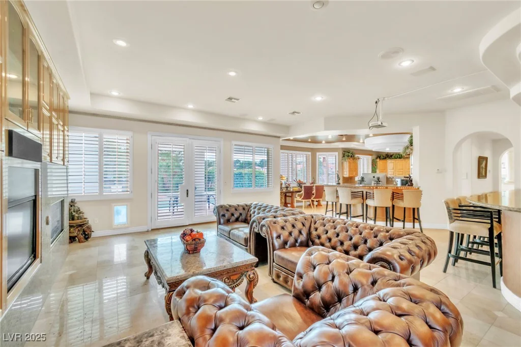 23 Cascade Creek, Las Vegas, NV 89113
