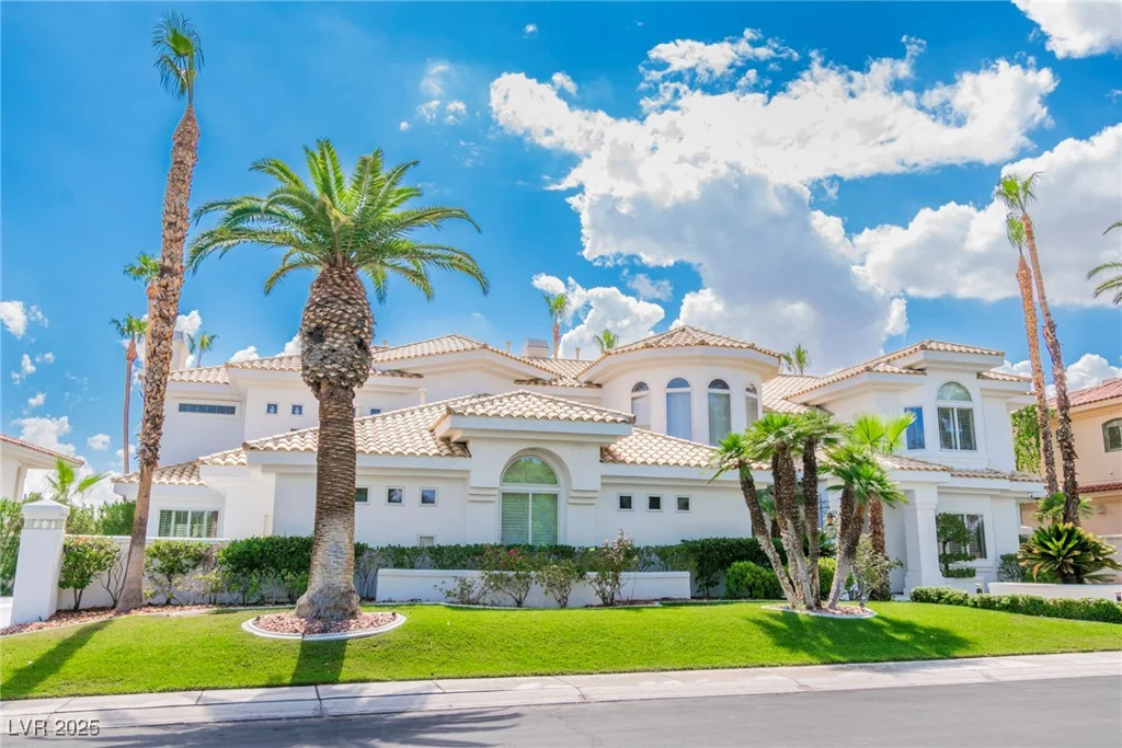 23 Cascade Creek, Las Vegas, NV 89113