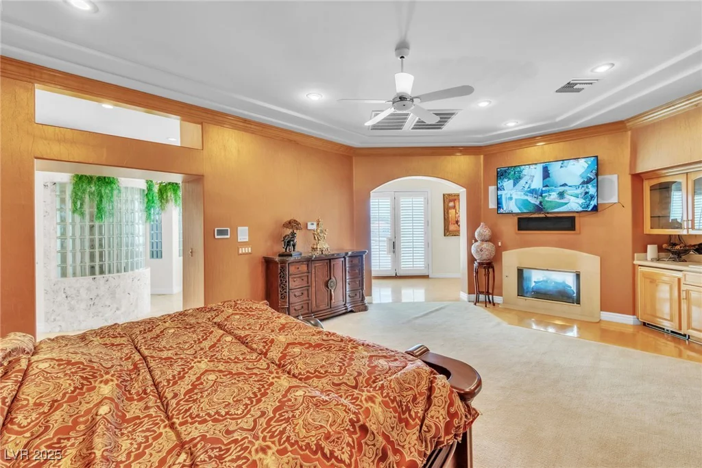 23 Cascade Creek, Las Vegas, NV 89113