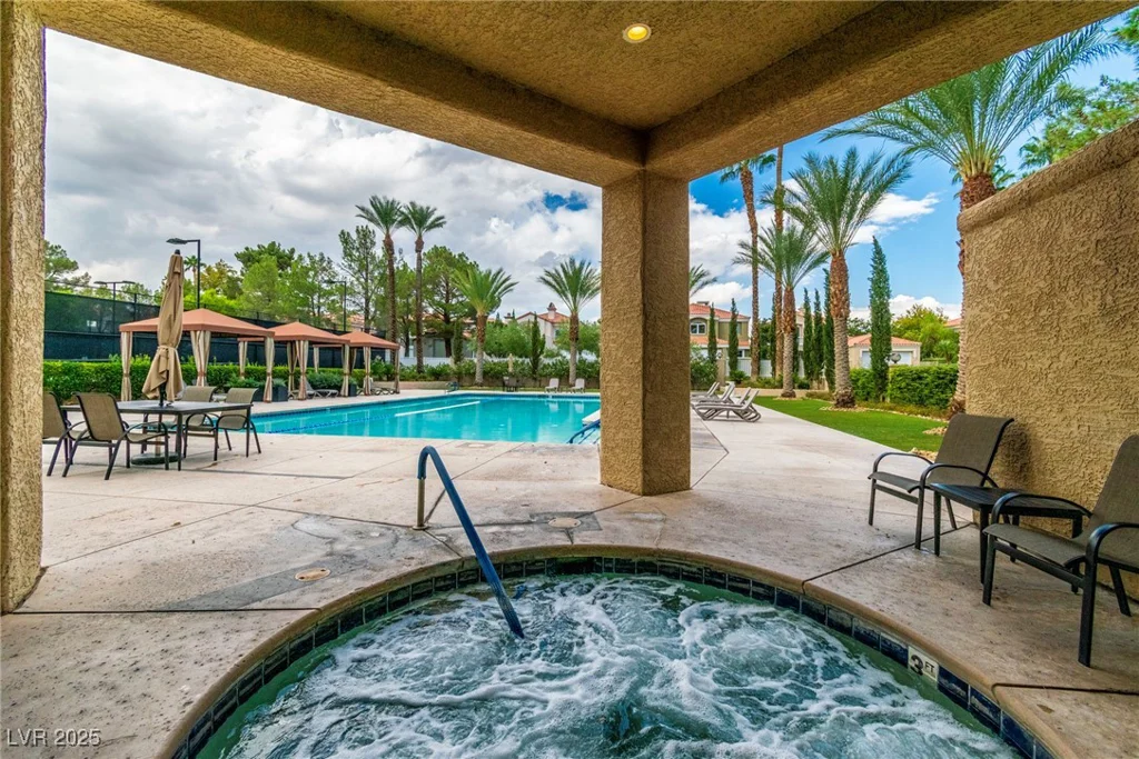 23 Cascade Creek, Las Vegas, NV 89113