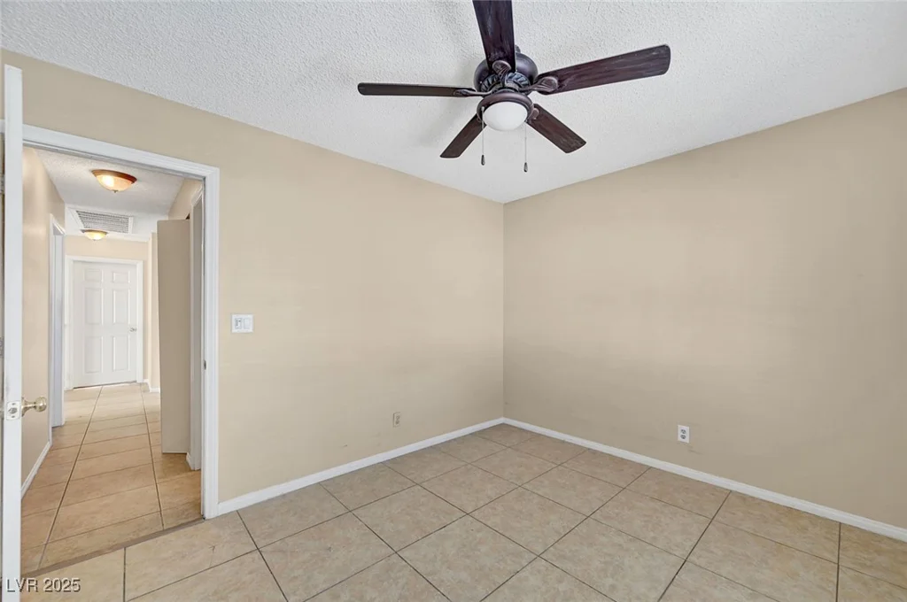 2520 Kilmaron, Henderson, NV 89014