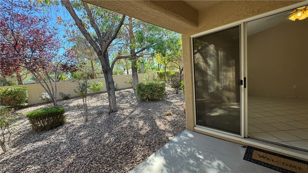2202 Spring Water, Las Vegas, NV 89134