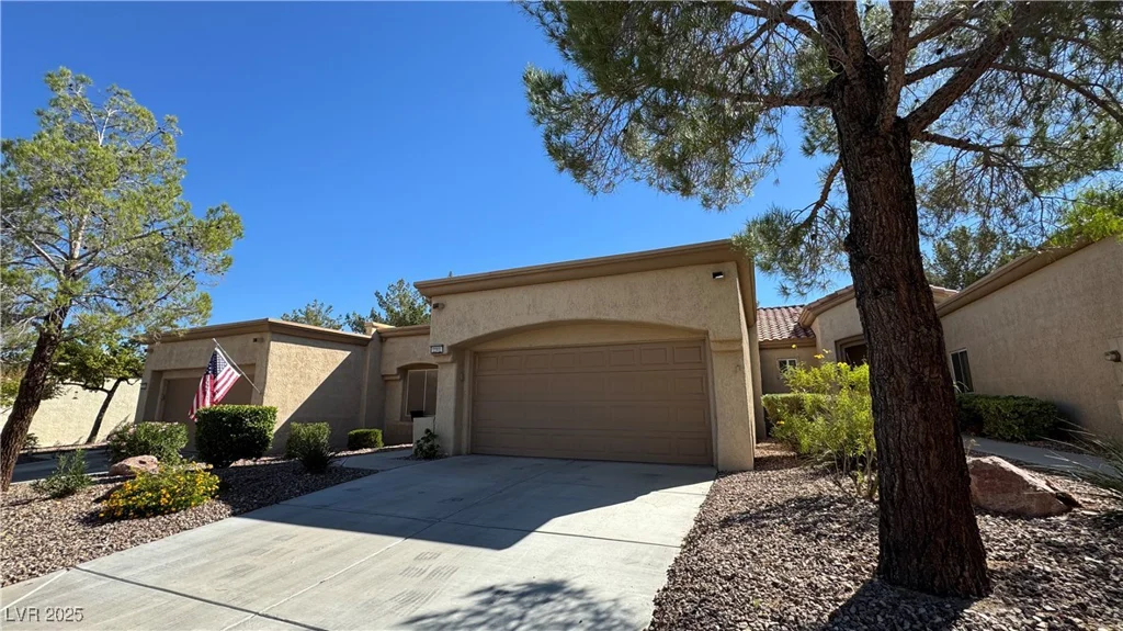 2202 Spring Water, Las Vegas, NV 89134