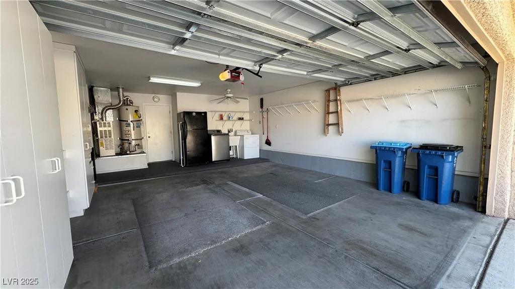 2202 Spring Water, Las Vegas, NV 89134
