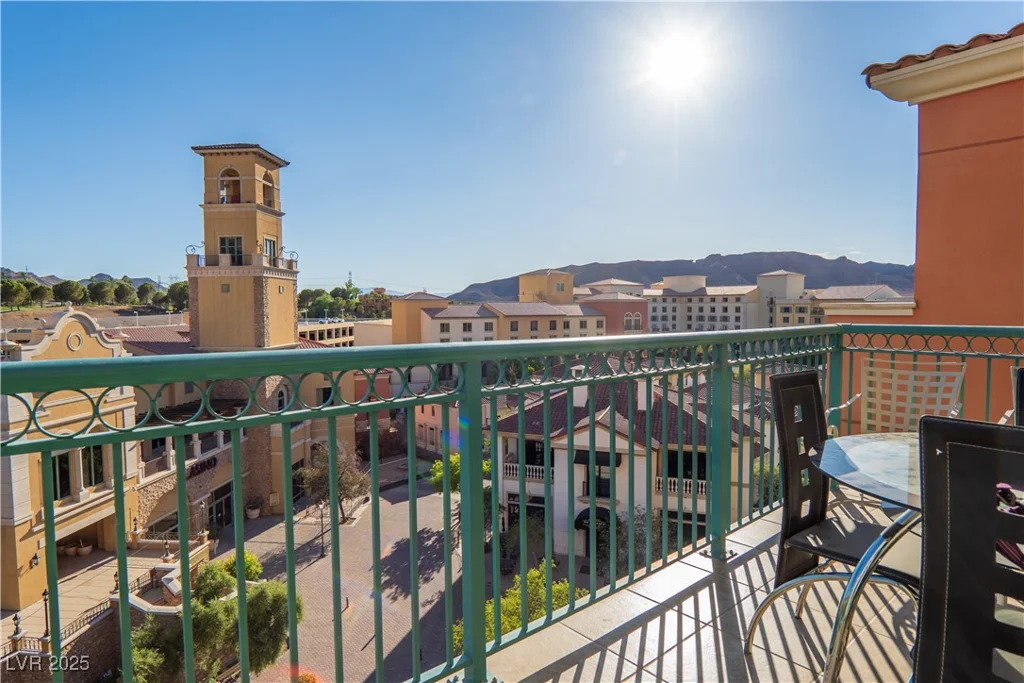 30 Strada Di Villaggio, Henderson, NV 89011