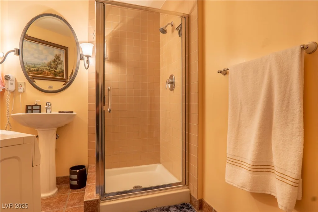 30 Strada Di Villaggio, Henderson, NV 89011