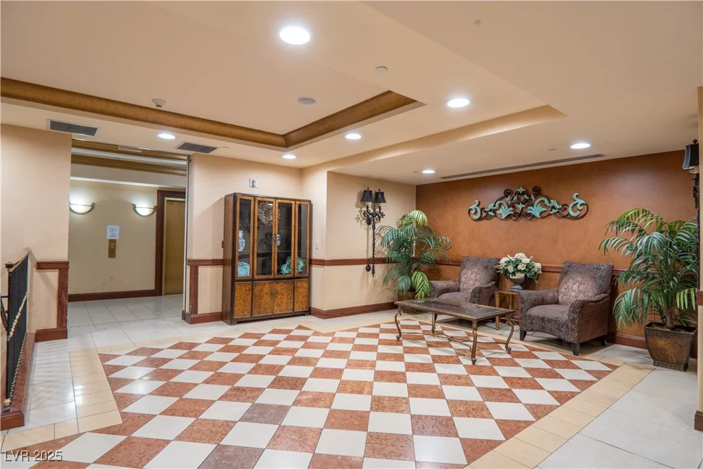 30 Strada Di Villaggio, Henderson, NV 89011