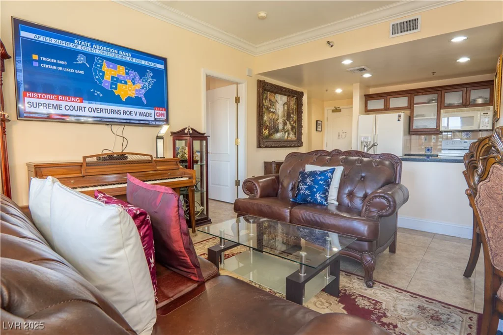 30 Strada Di Villaggio, Henderson, NV 89011