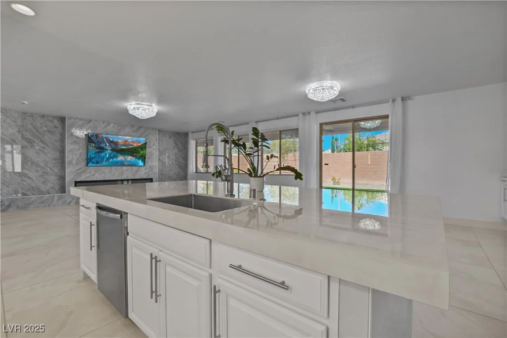 7324 WHITE BLOOM, Las Vegas, NV 89117