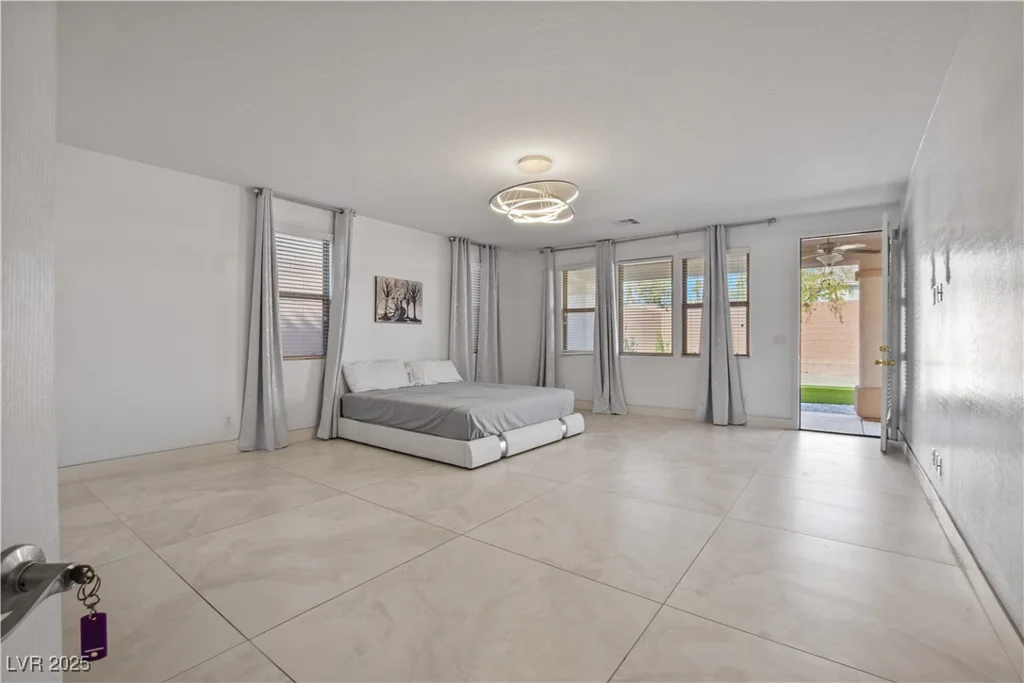 7324 WHITE BLOOM, Las Vegas, NV 89117