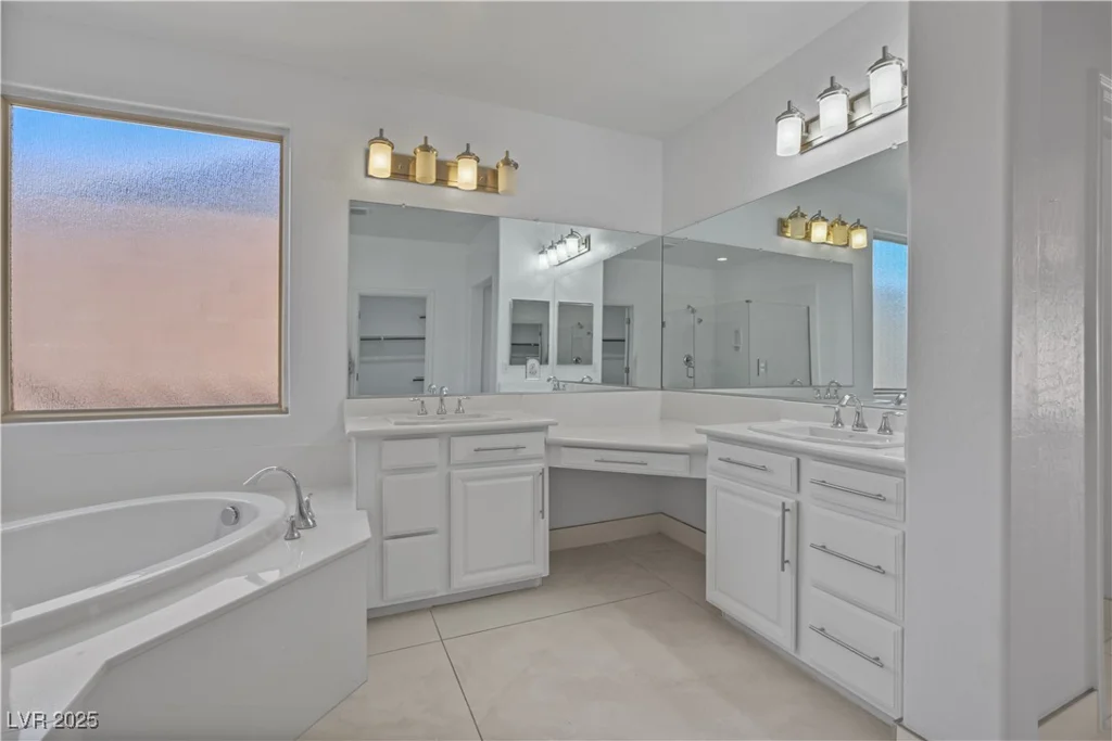 7324 WHITE BLOOM, Las Vegas, NV 89117
