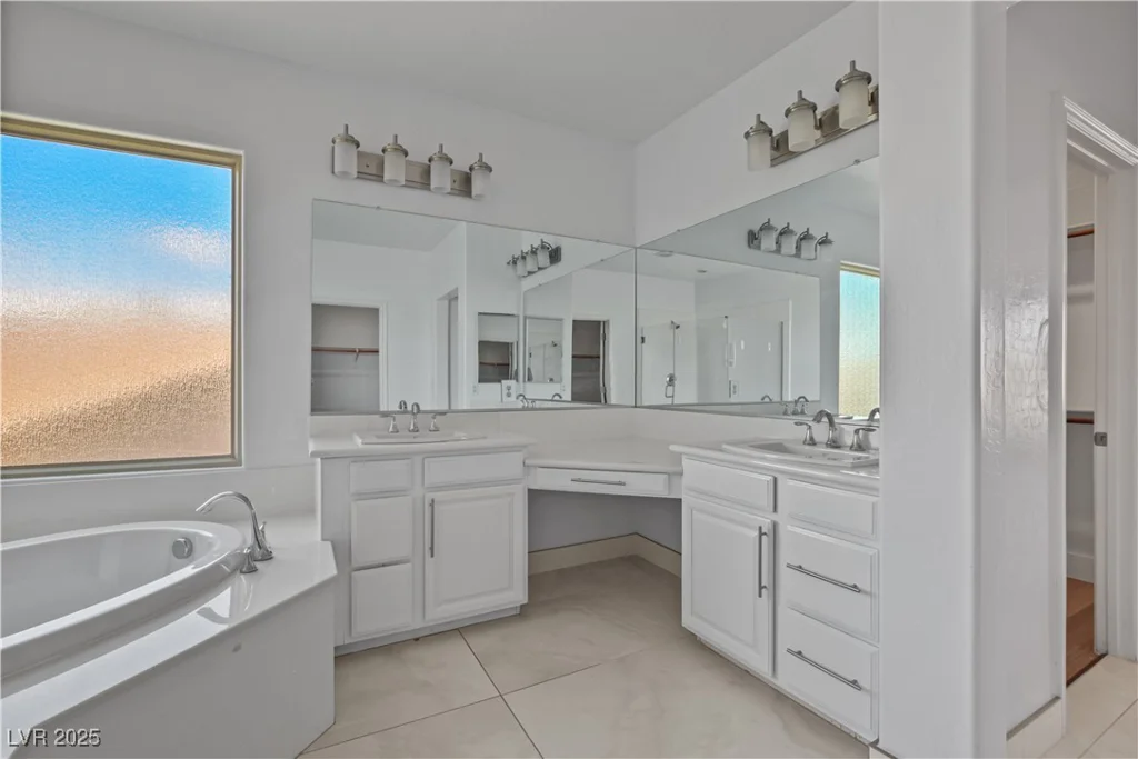 7324 WHITE BLOOM, Las Vegas, NV 89117