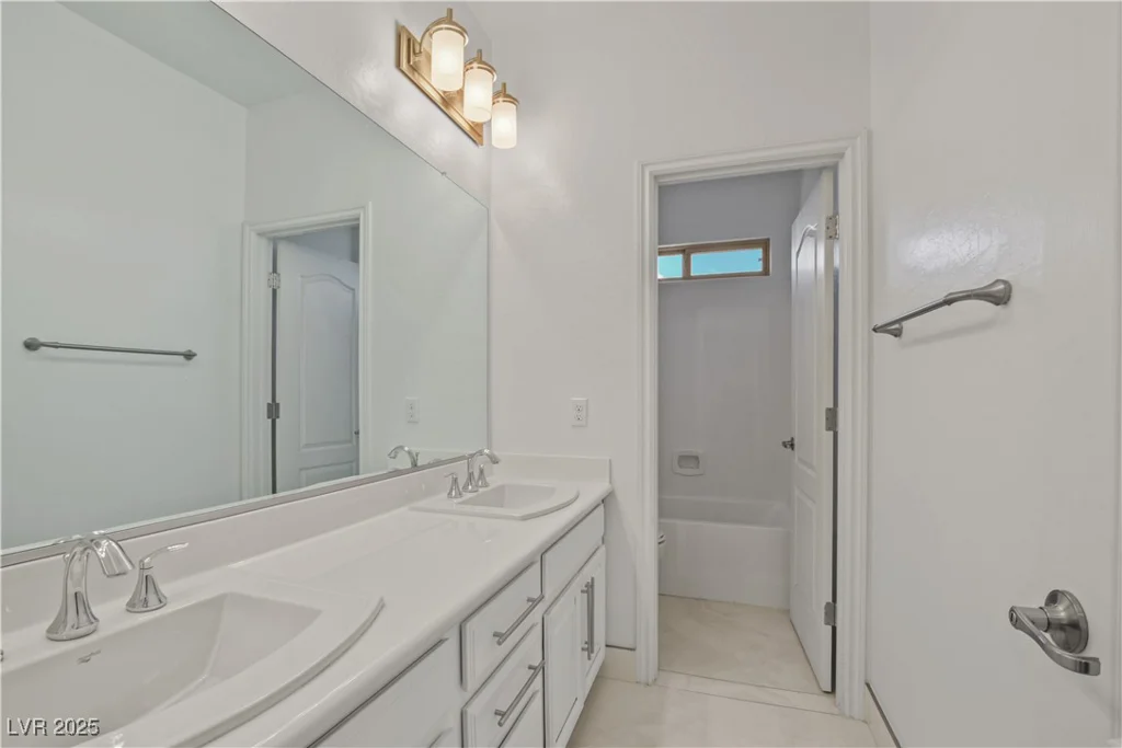 7324 WHITE BLOOM, Las Vegas, NV 89117