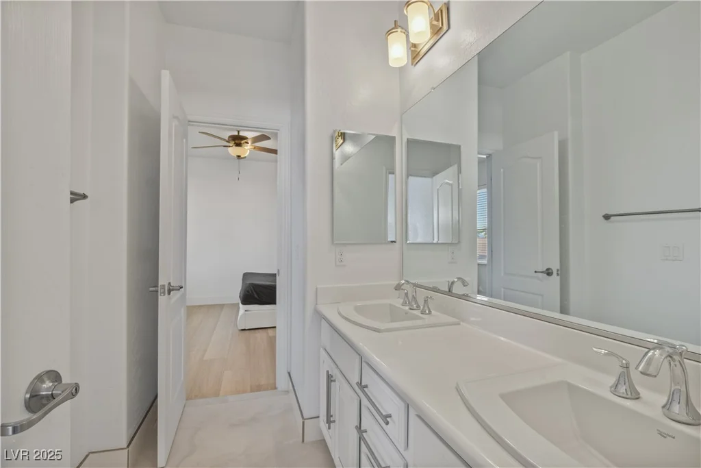 7324 WHITE BLOOM, Las Vegas, NV 89117