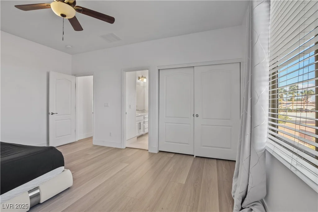 7324 WHITE BLOOM, Las Vegas, NV 89117