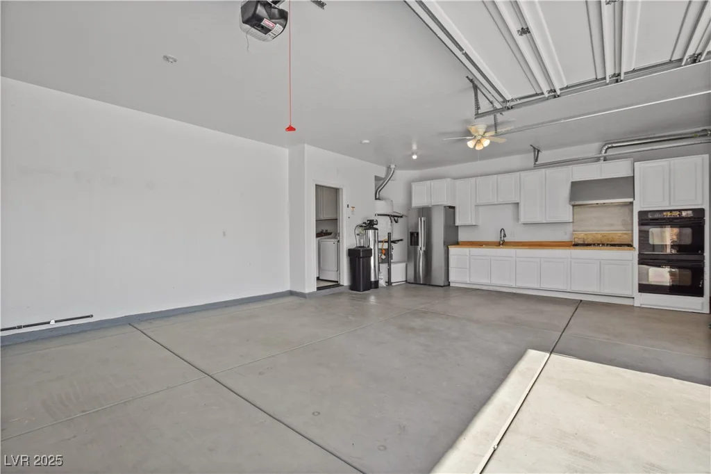7324 WHITE BLOOM, Las Vegas, NV 89117