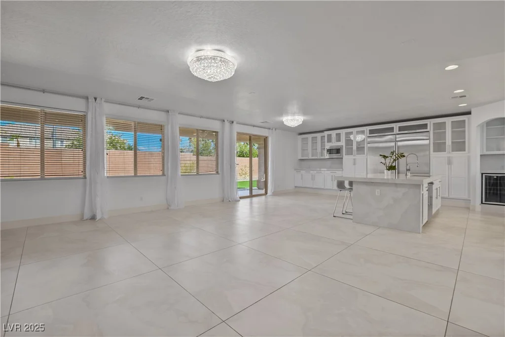 7324 WHITE BLOOM, Las Vegas, NV 89117