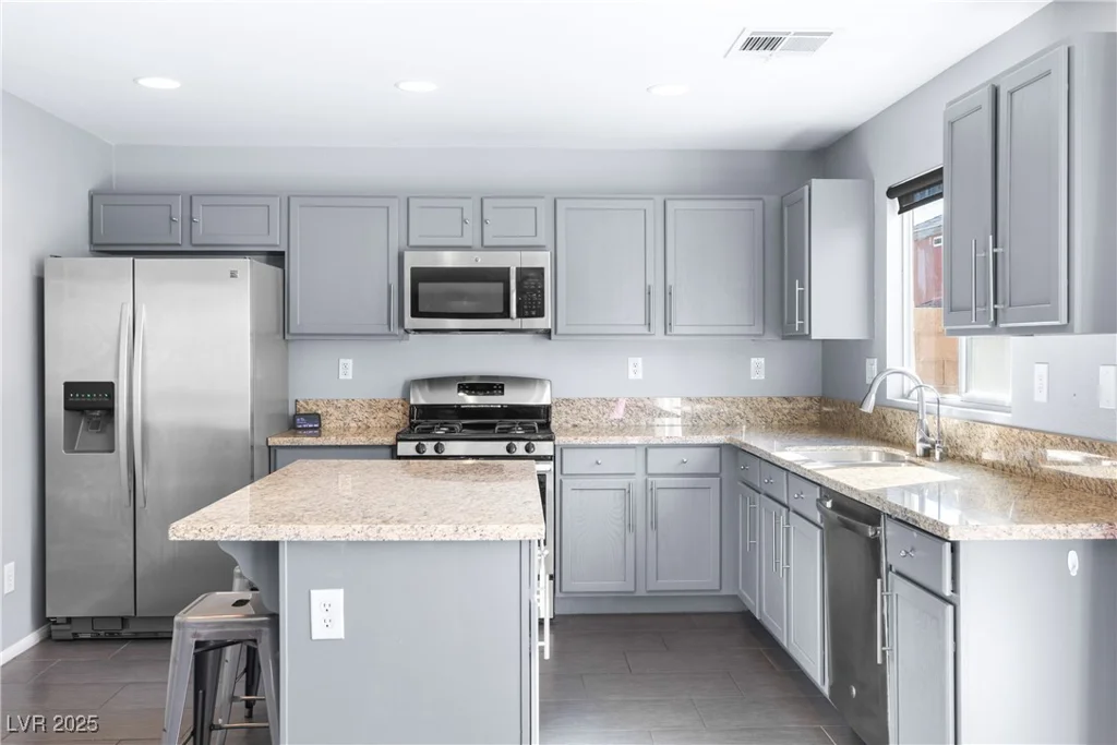 813 Seneca Heights, North Las Vegas, NV 89081