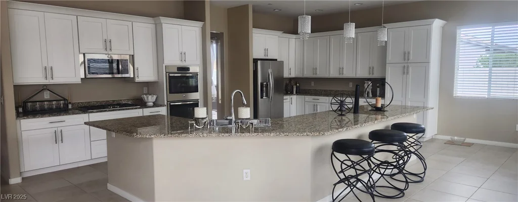 381 Rancho, Henderson, NV 89015