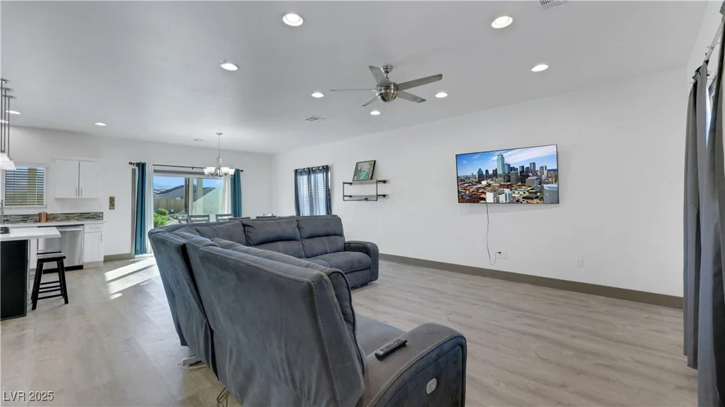 2181 Washoe, Pahrump, NV 89048