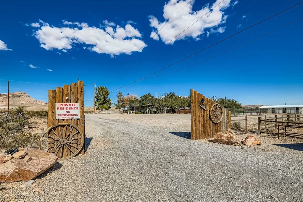 12992 State Hwy 160, Las Vegas, NV 89161