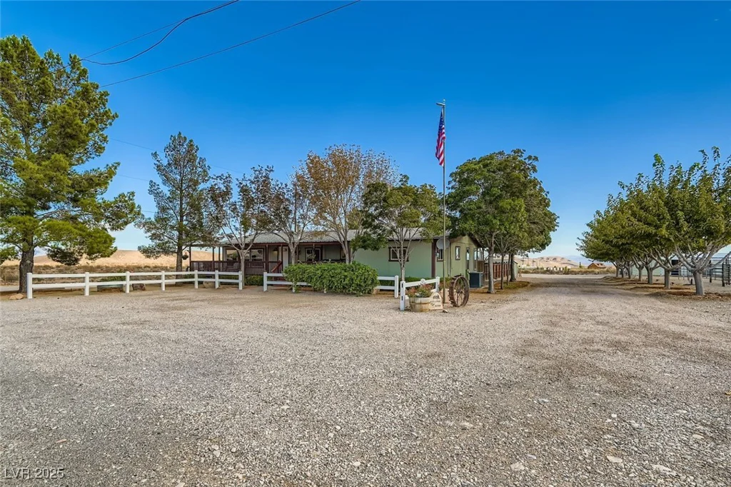 12992 State Hwy 160, Las Vegas, NV 89161