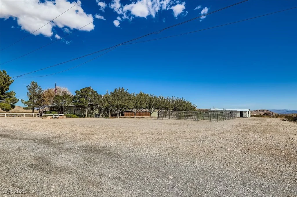 12992 State Hwy 160, Las Vegas, NV 89161