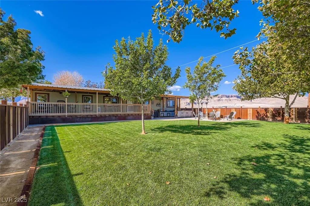 12992 State Hwy 160, Las Vegas, NV 89161