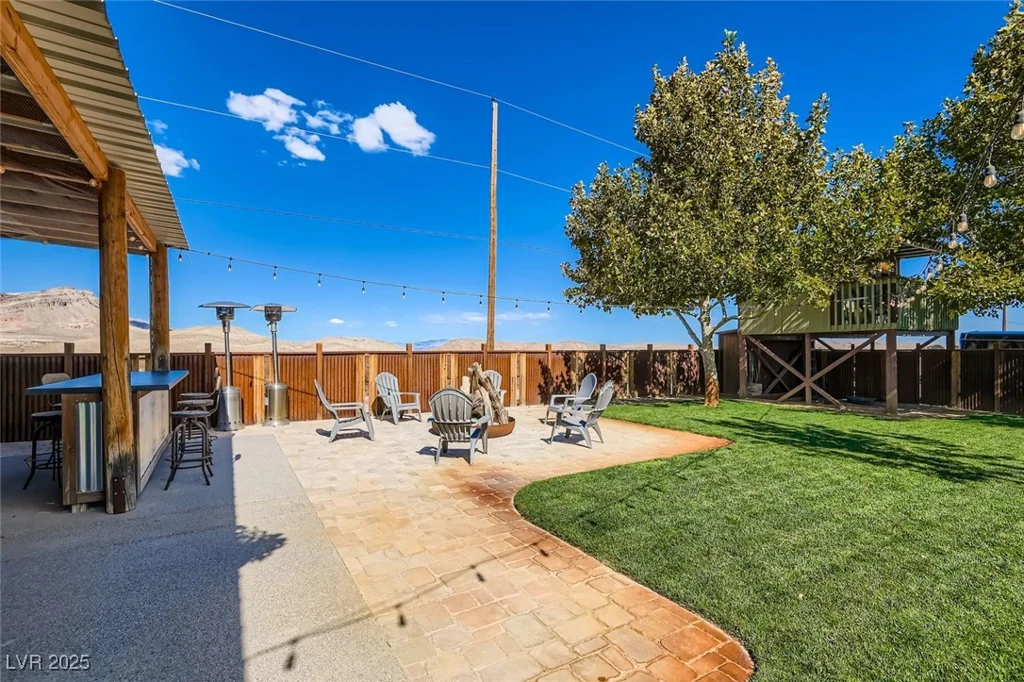 12992 State Hwy 160, Las Vegas, NV 89161