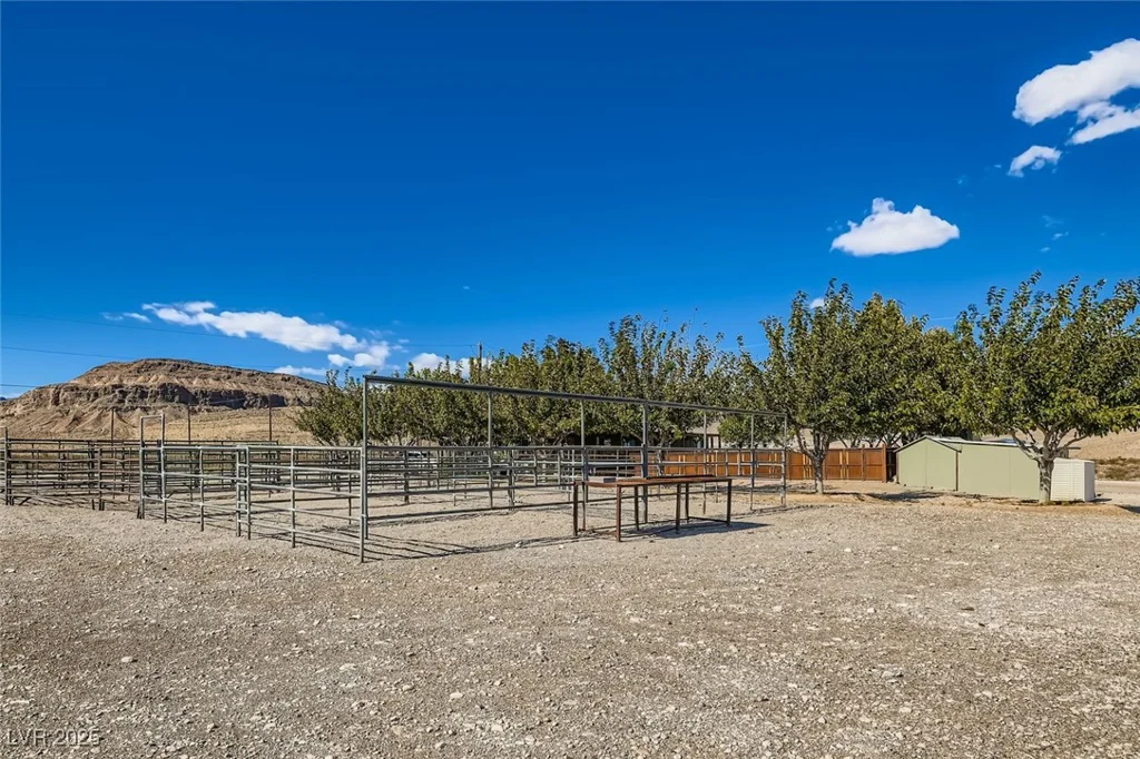 12992 State Hwy 160, Las Vegas, NV 89161