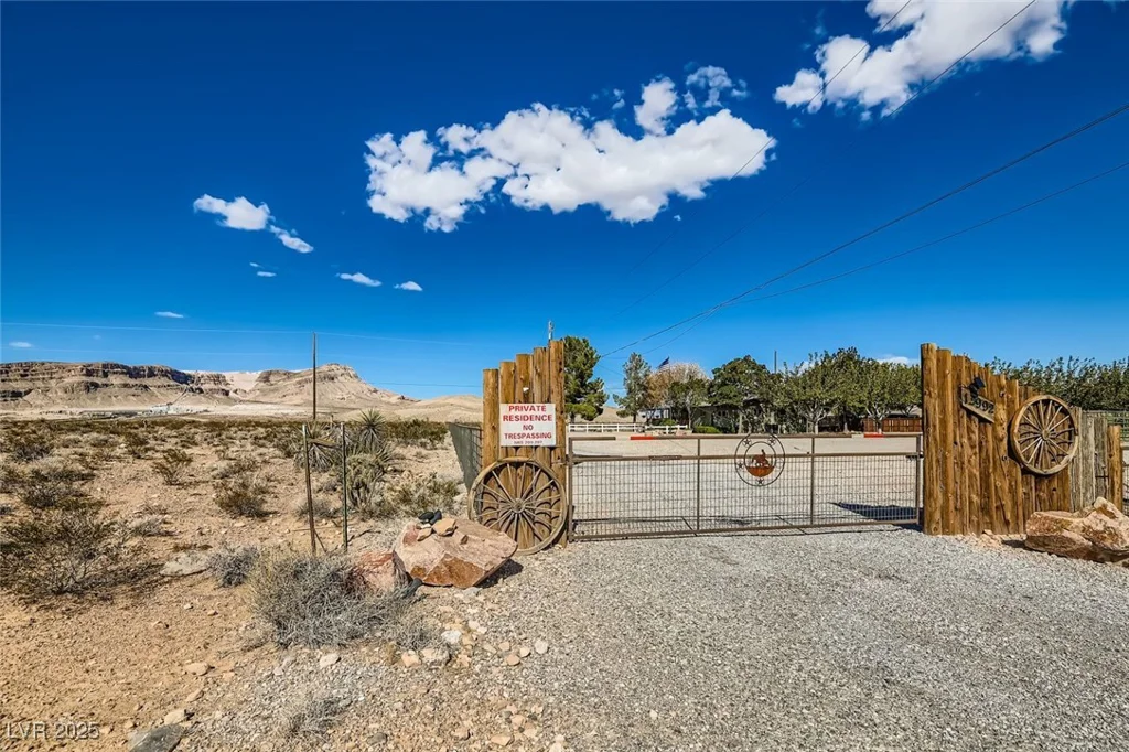 12992 State Hwy 160, Las Vegas, NV 89161