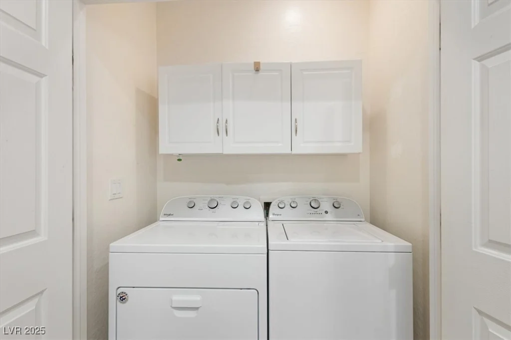 7945 Woodlark, North Las Vegas, NV 89084