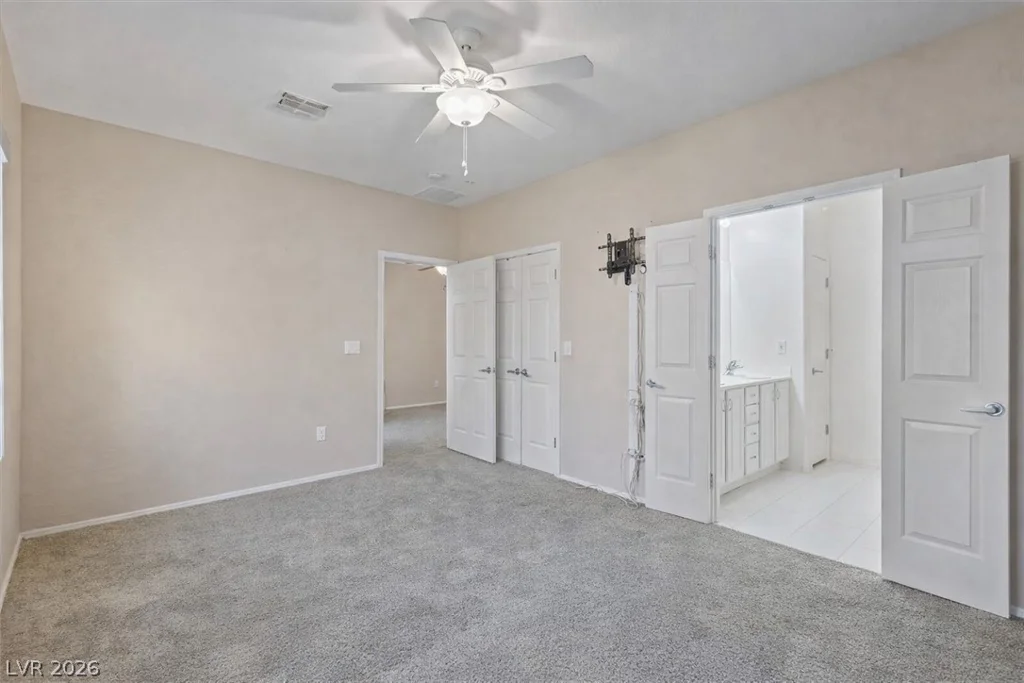 7945 Woodlark, North Las Vegas, NV 89084