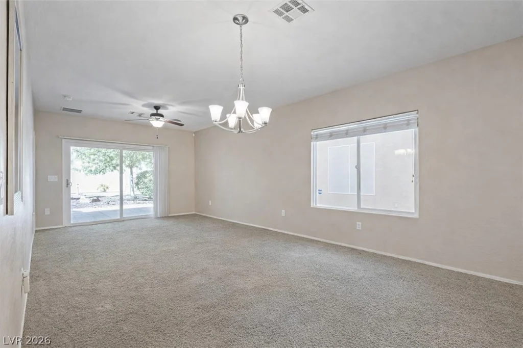 7945 Woodlark, North Las Vegas, NV 89084