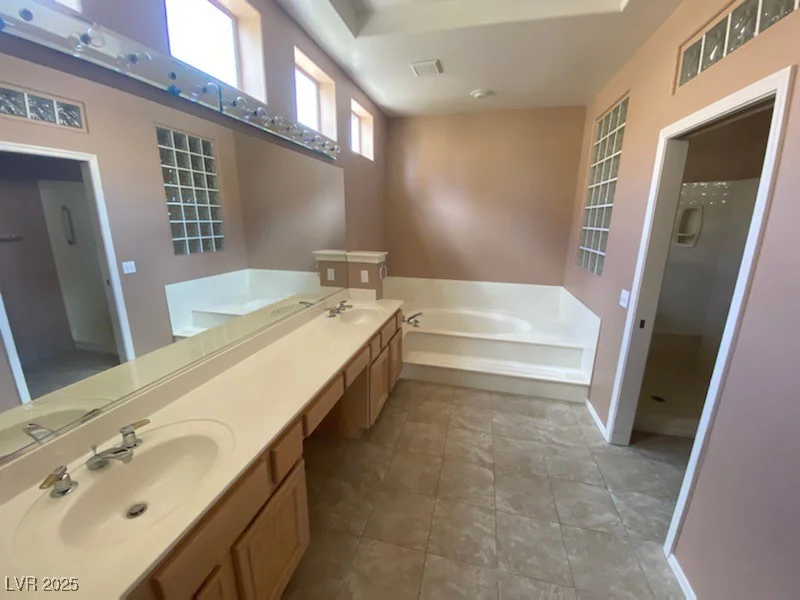 2913 Billy Casper, Las Vegas, NV 89134
