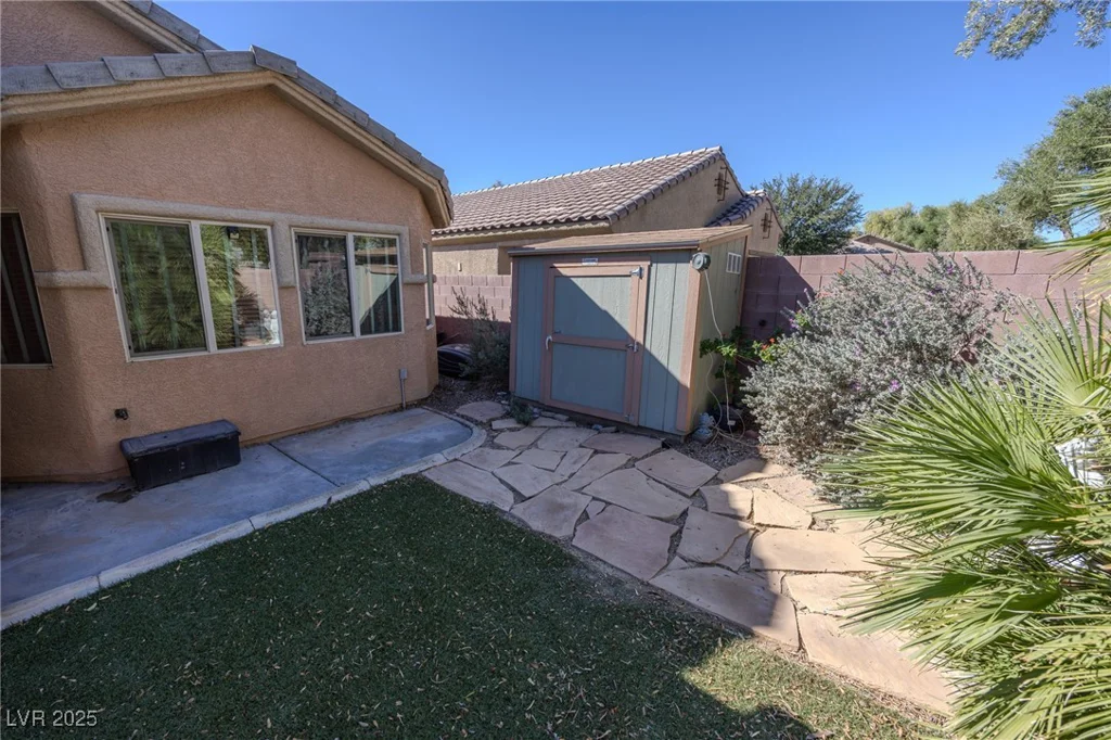 5608 Crowbush Cove, Las Vegas, NV 89122