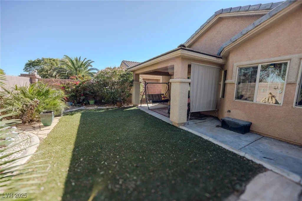 5608 Crowbush Cove, Las Vegas, NV 89122