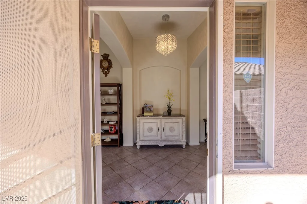 5608 Crowbush Cove, Las Vegas, NV 89122