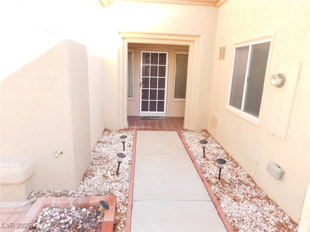 3028 Isaac River, Las Vegas, NV 89134