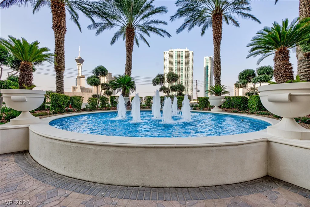 2747 Paradise, Las Vegas, NV 89109