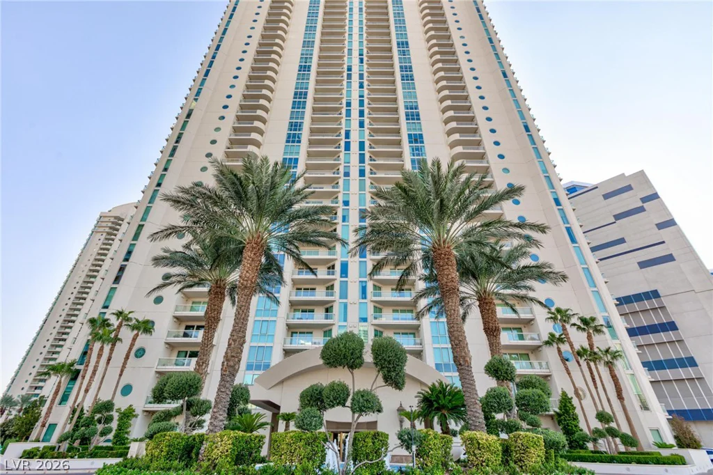 2747 Paradise, Las Vegas, NV 89109