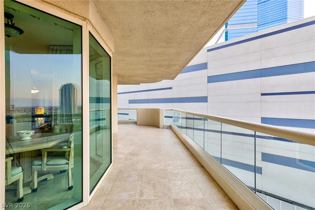2747 Paradise, Las Vegas, NV 89109