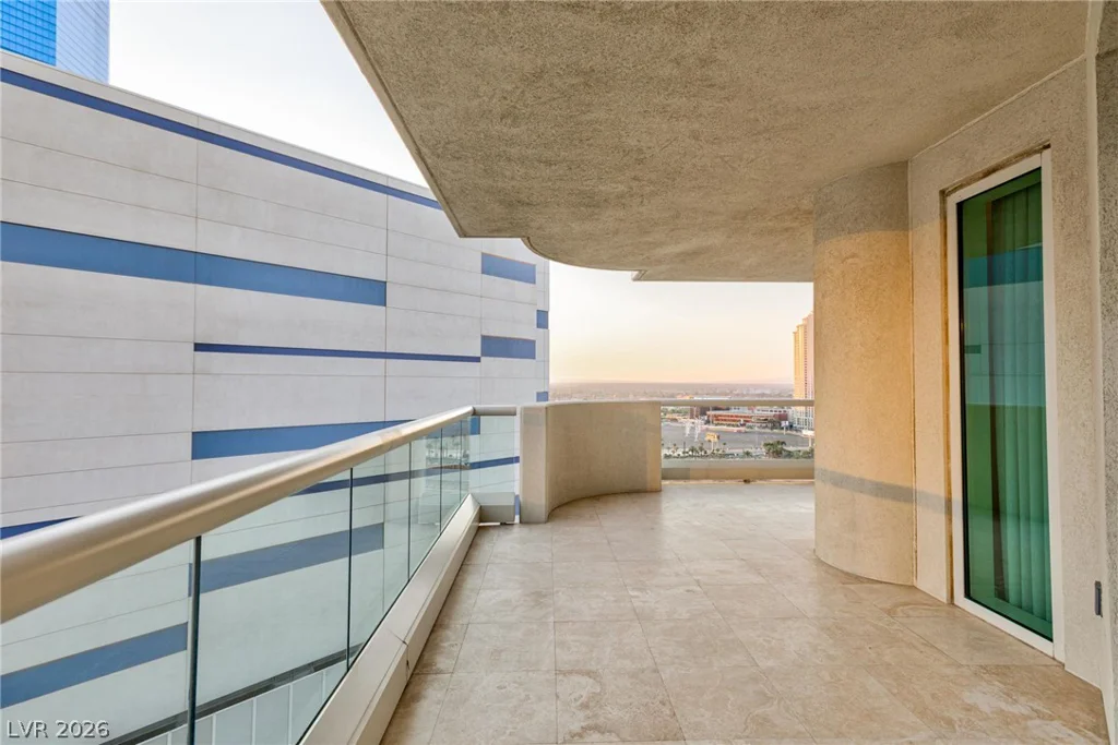 2747 Paradise, Las Vegas, NV 89109