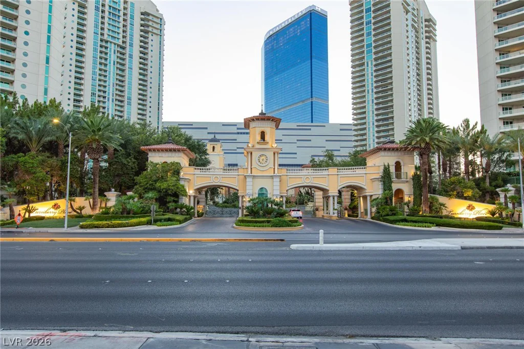 2747 Paradise, Las Vegas, NV 89109