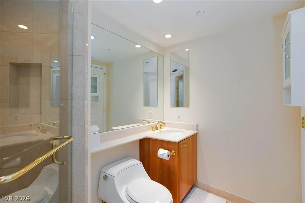 2747 Paradise, Las Vegas, NV 89109