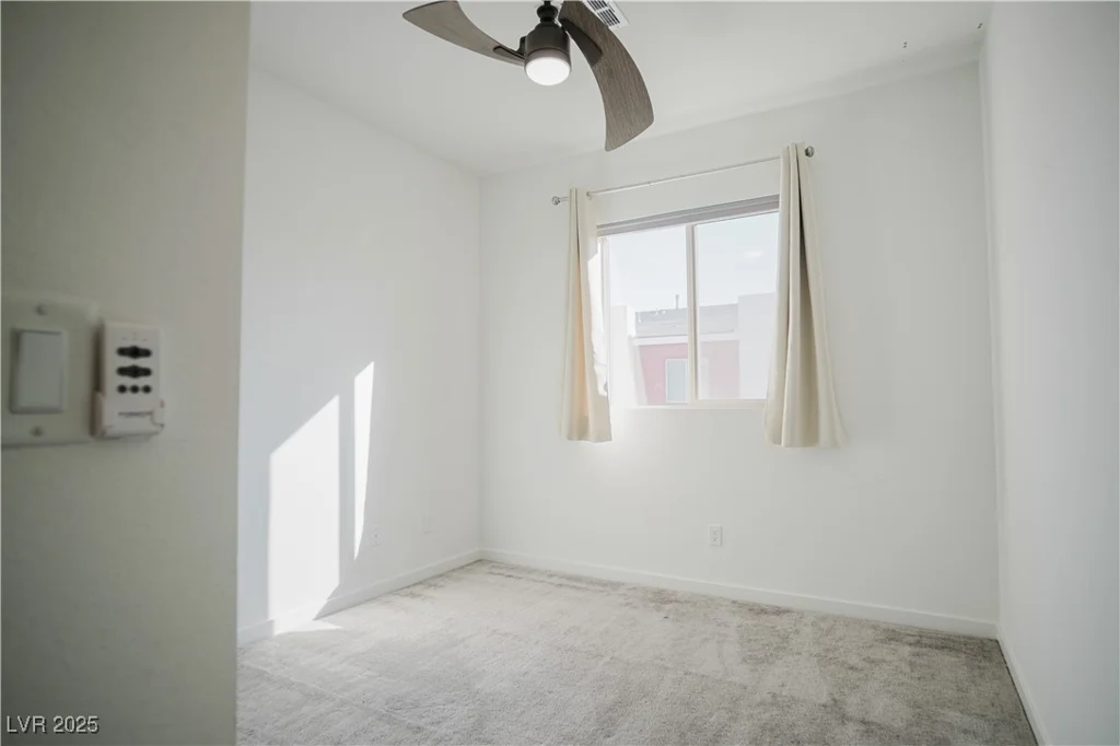 4346 Coachwood, Las Vegas, NV 89141