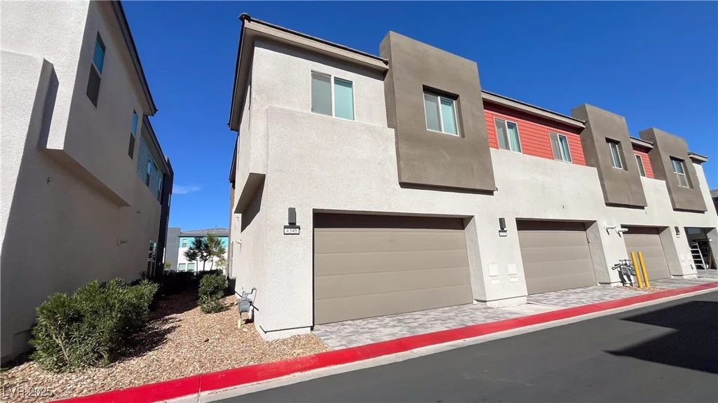 4346 Coachwood, Las Vegas, NV 89141