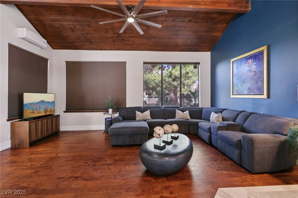 3140 Montessouri, Las Vegas, NV 89117